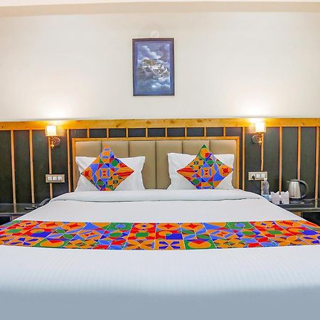 Fabhotel Outhills Manāli Exteriör bild